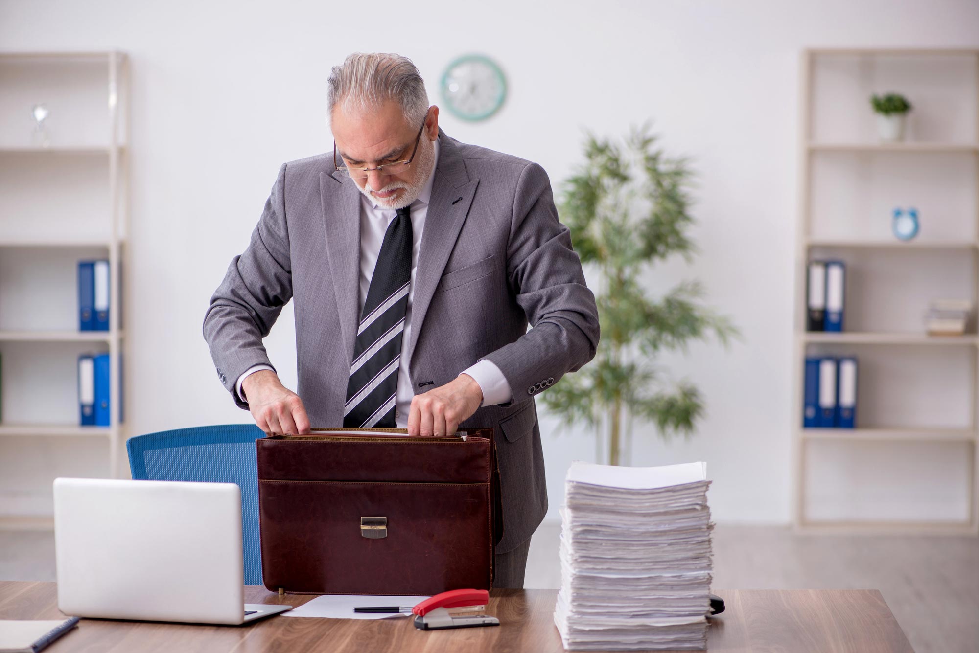 8 Features Of Professional Briefcases For Lawyers