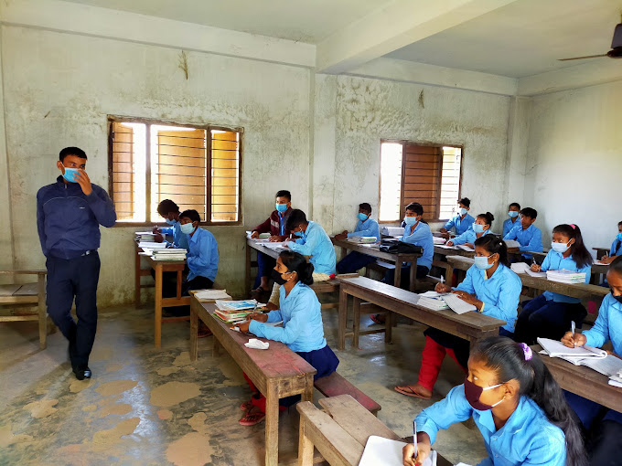Deep Narayan Adarsha Secondary School, Parsa Class 