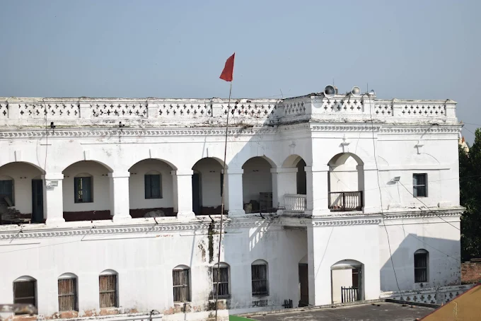 Yjnayavalkya Lakshminarayan Vidyapeeth  Building 