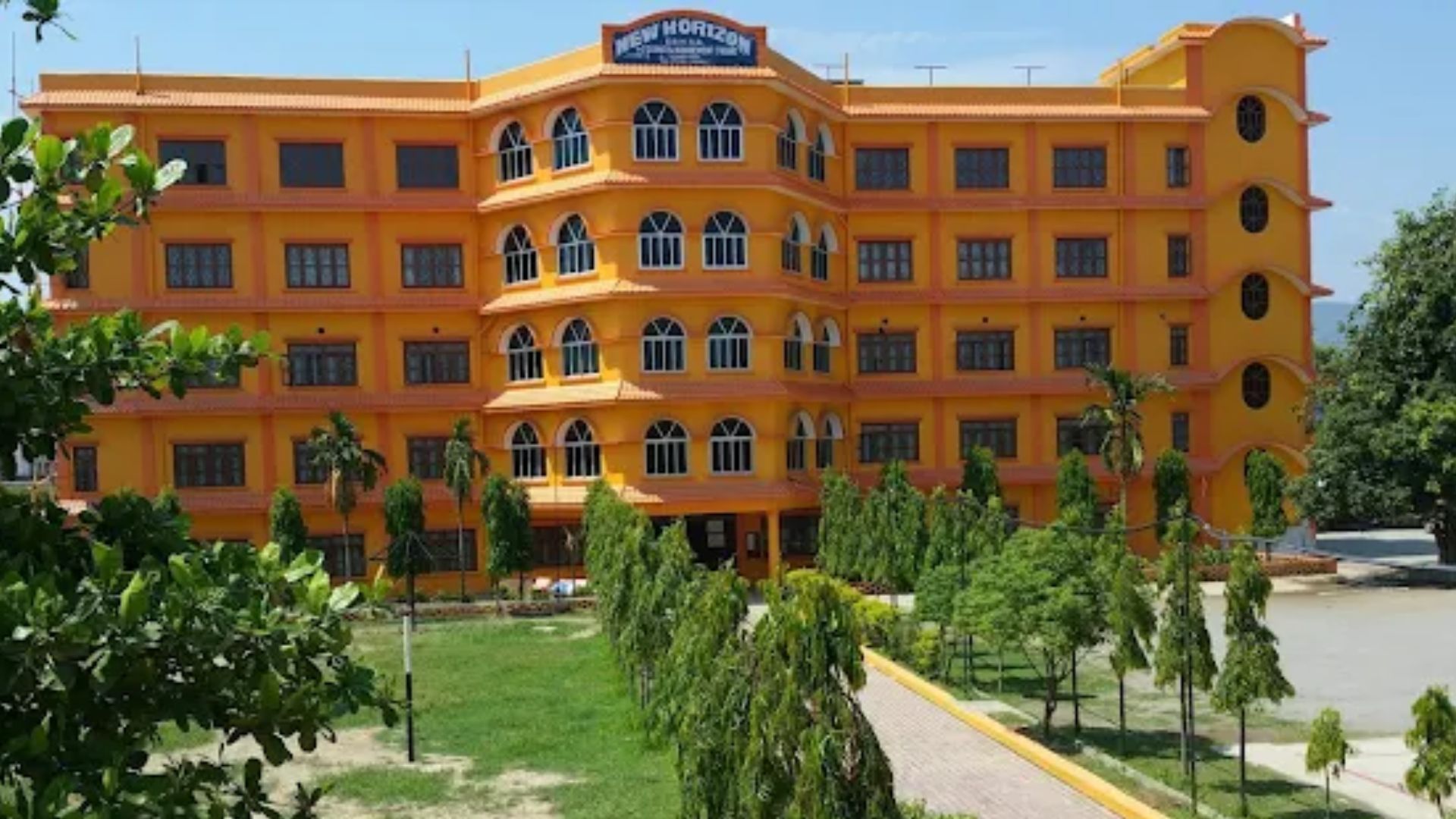 New Horizon College Building 