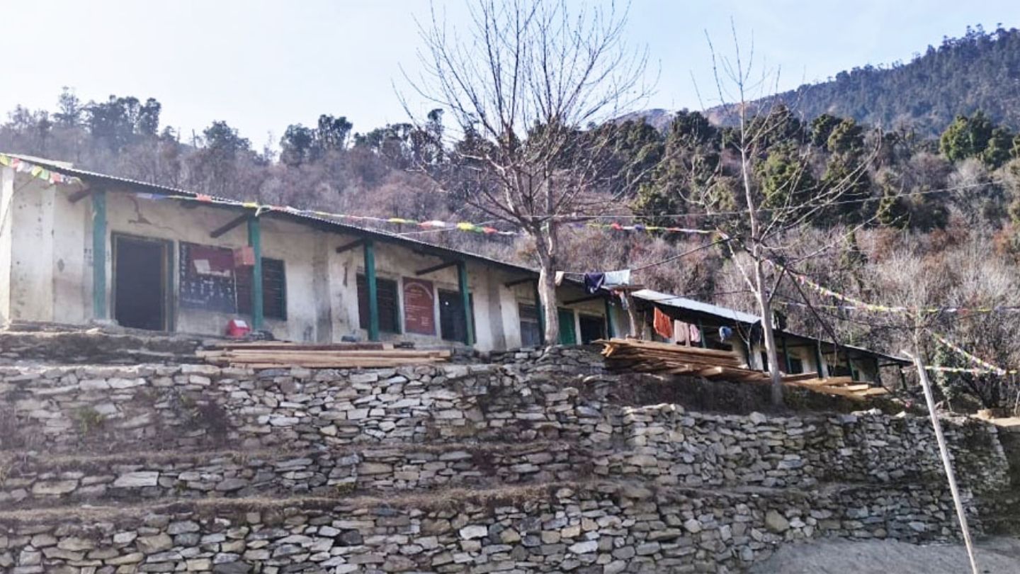 Siddheshwari Anath Vipanna tatha Dalit Janajati Awasiy Vidyalaya Bajura 