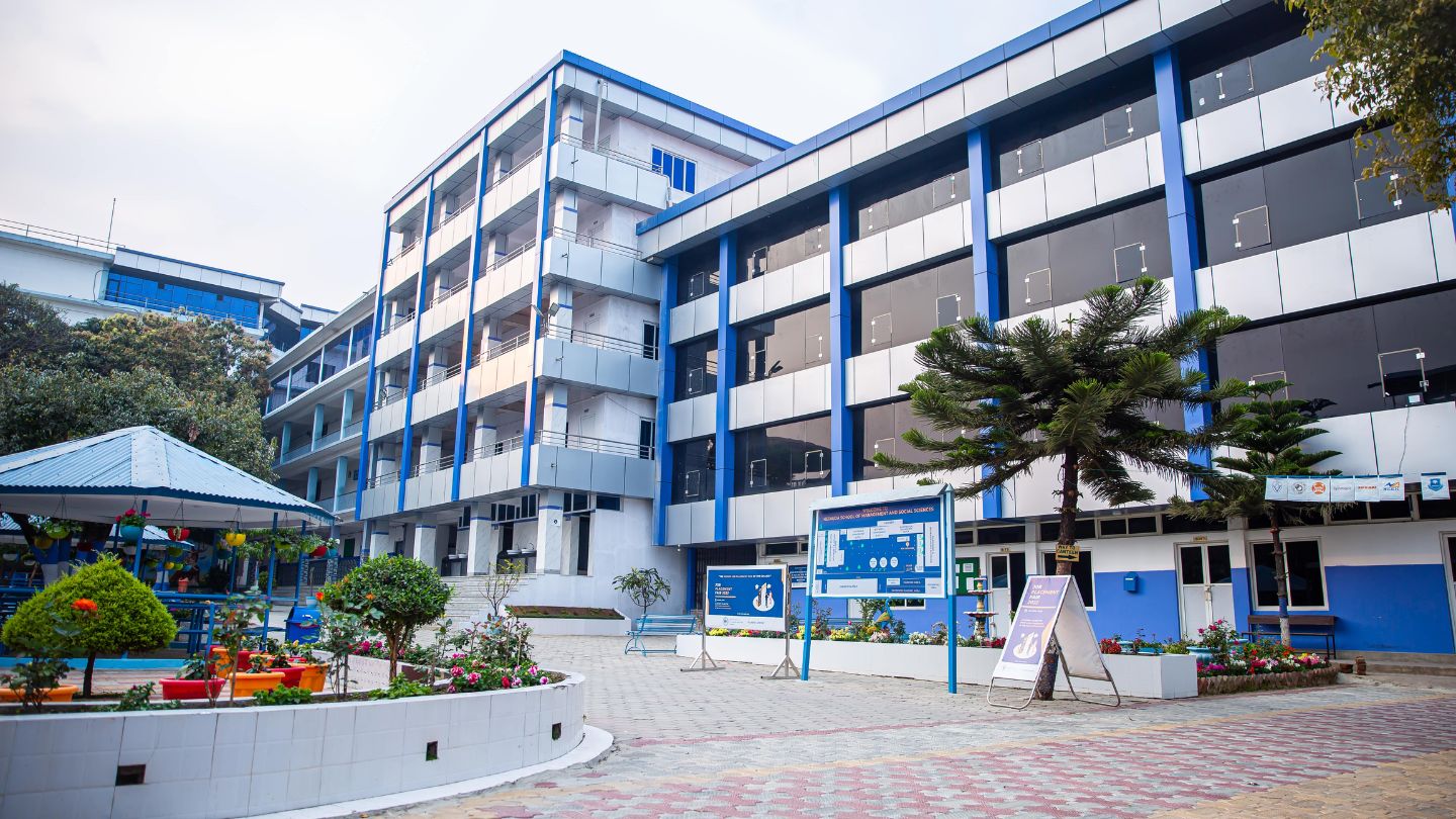 Hetauda School of Management and Social Sciences, Hetauda, Building