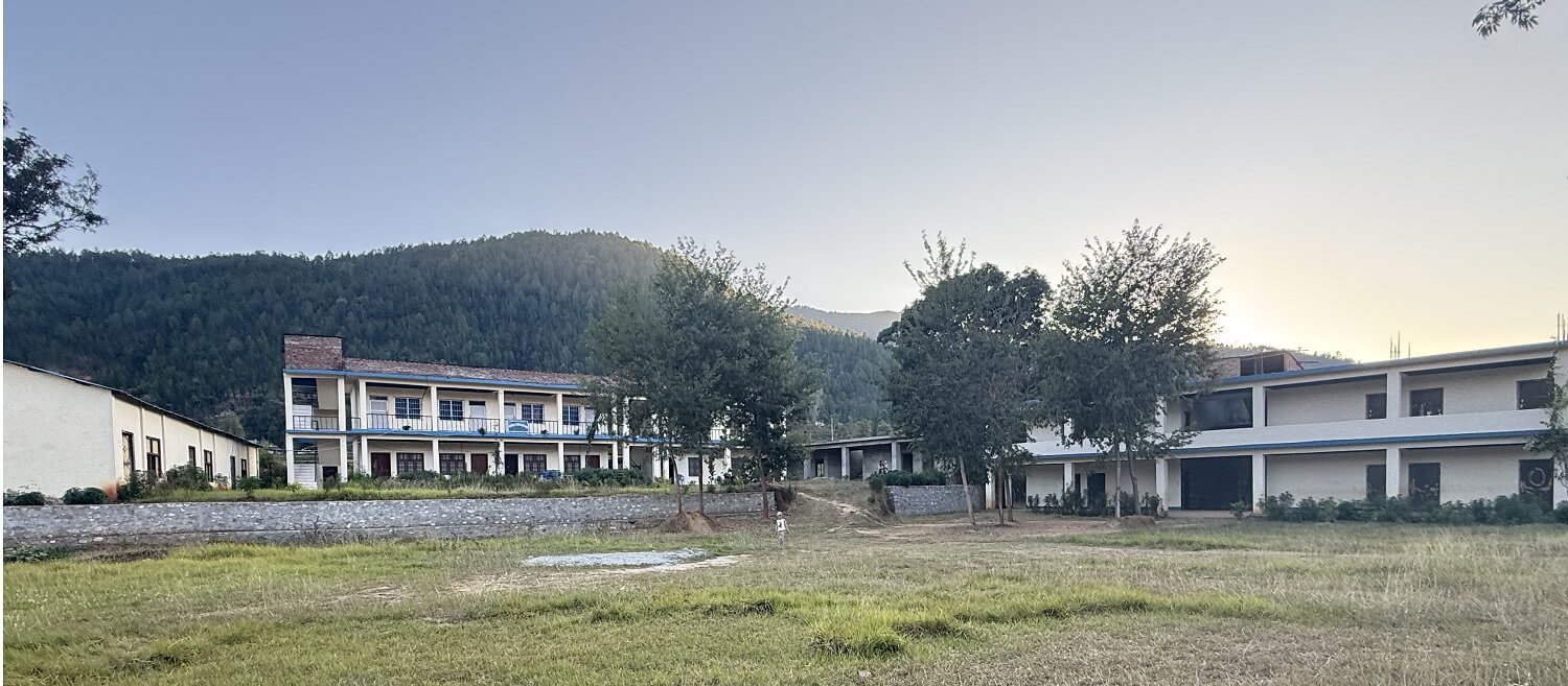 Bangad Campus, Salyan, Building