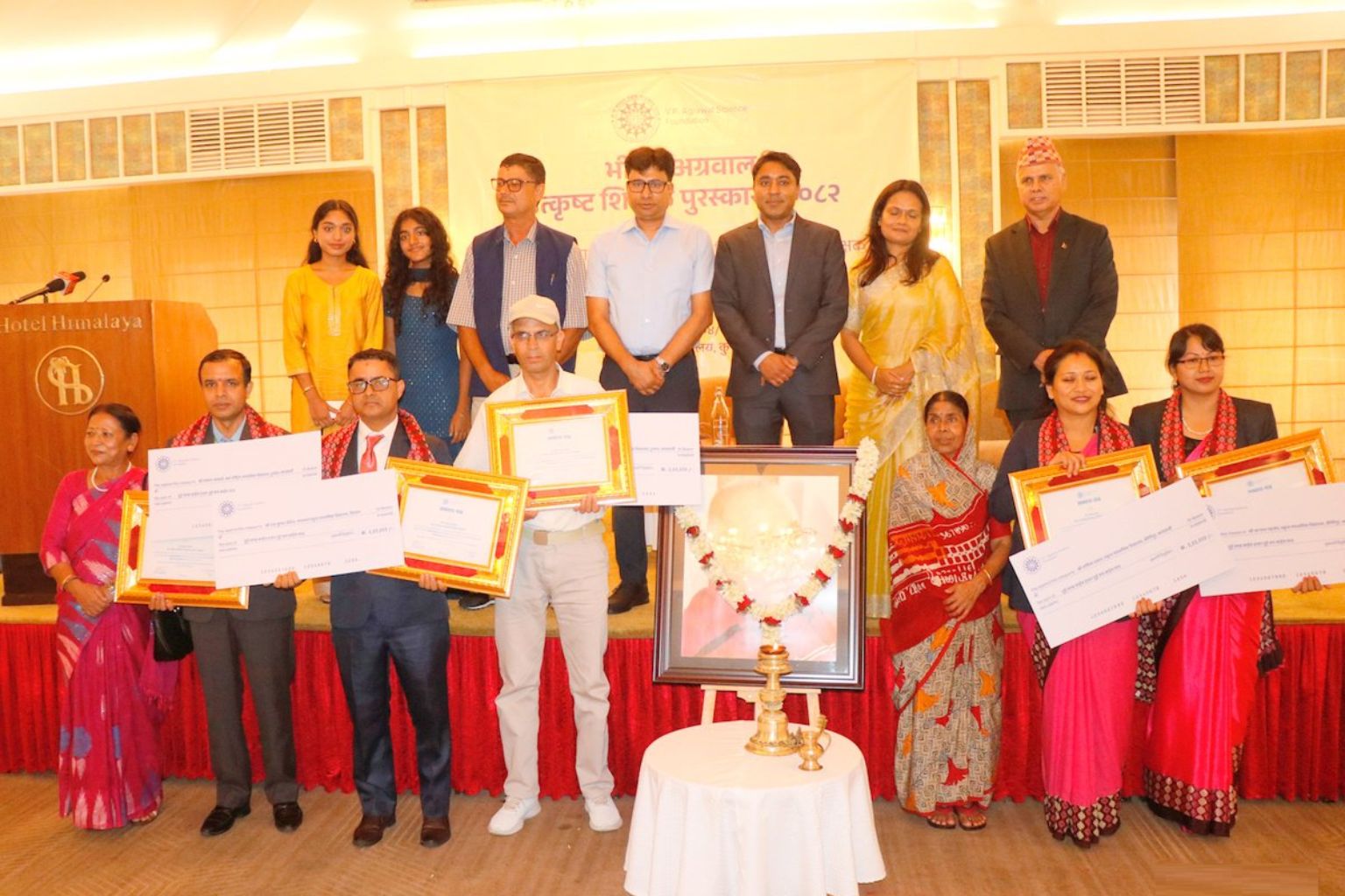 Five Community School Teachers Receive VP Agrawal Award 