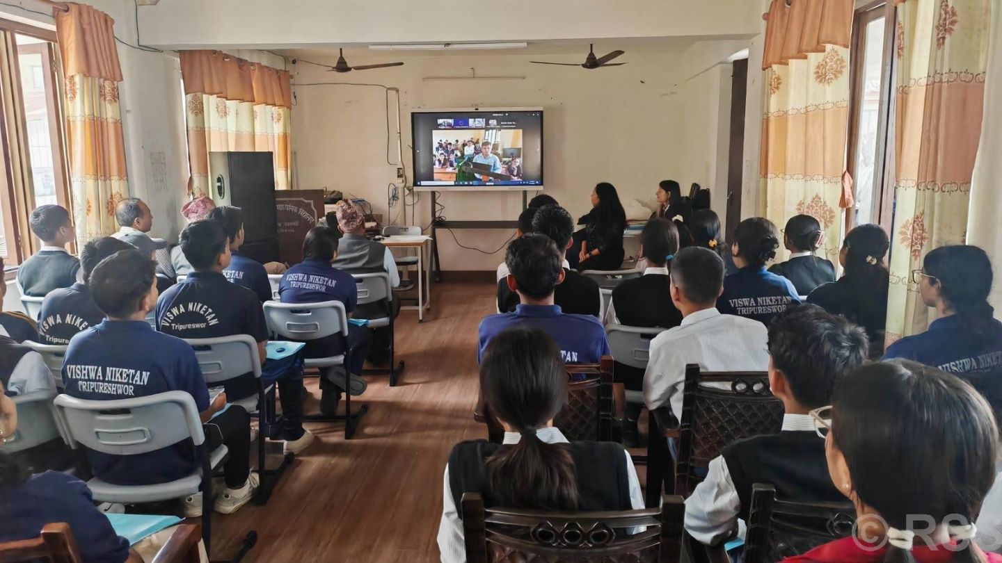 Vishwa Niketan School Kathmandu Starts Smart Classroom and Research Workshop 