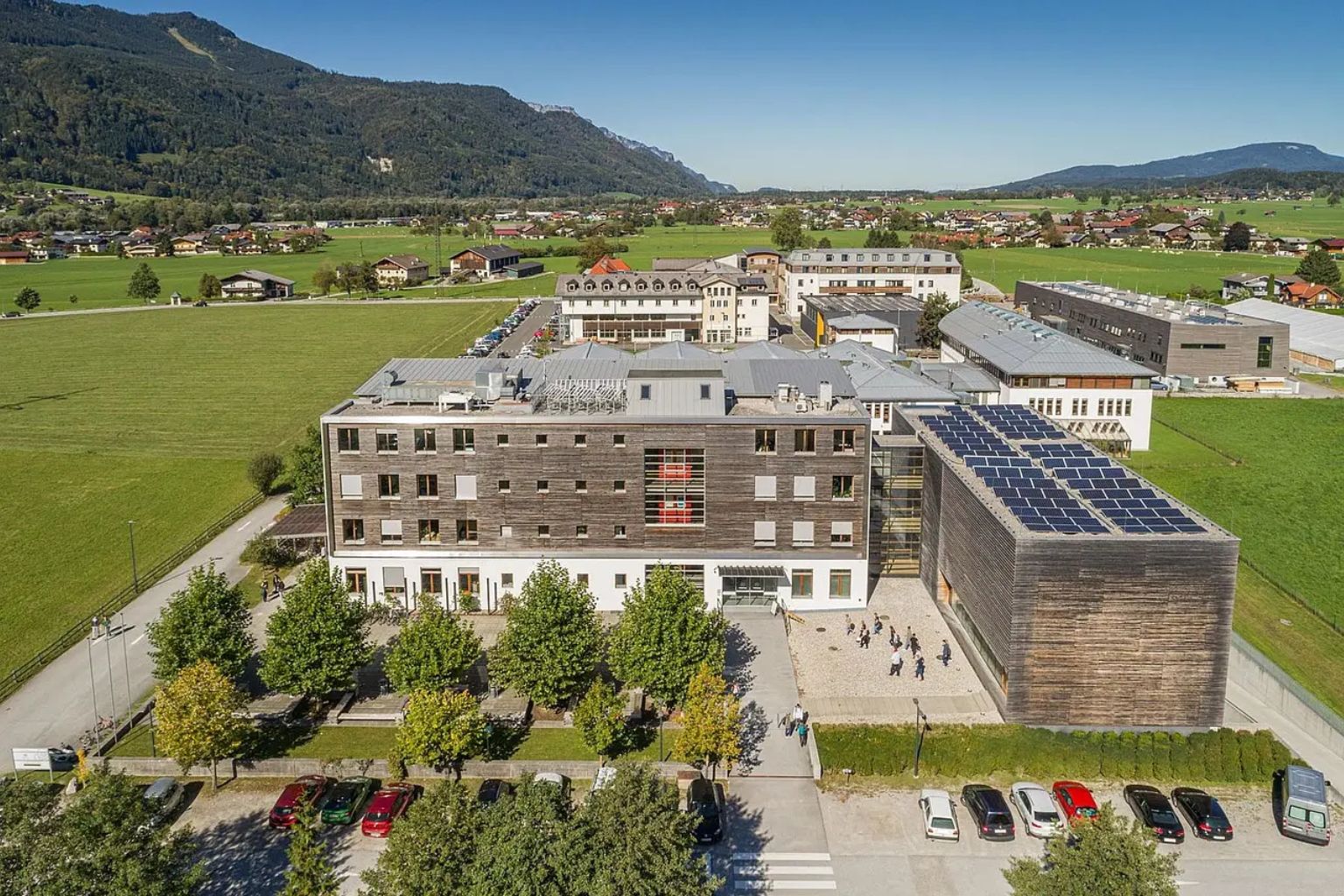 FH Salzburg Academic Building