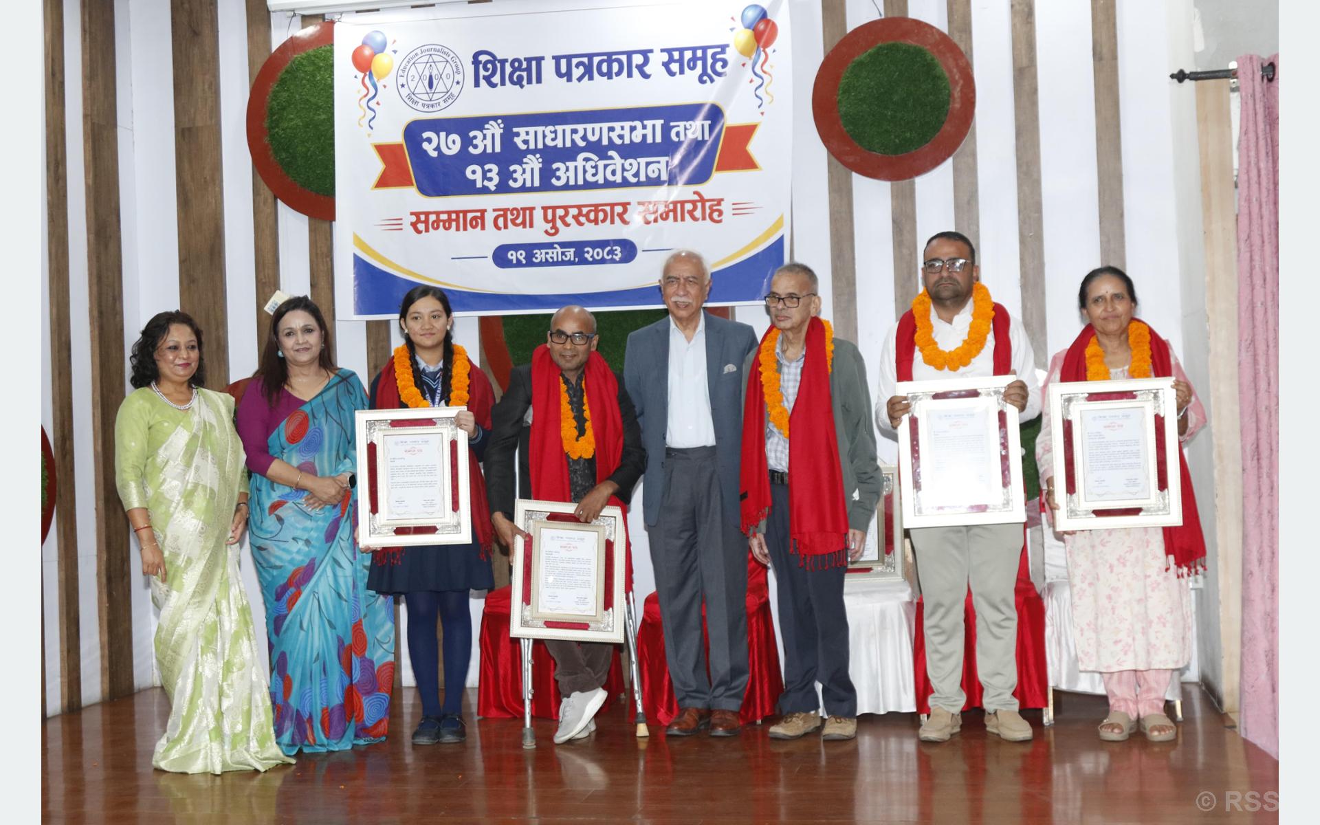 Education Journalists' Group Honors Sharma, Dawadi 